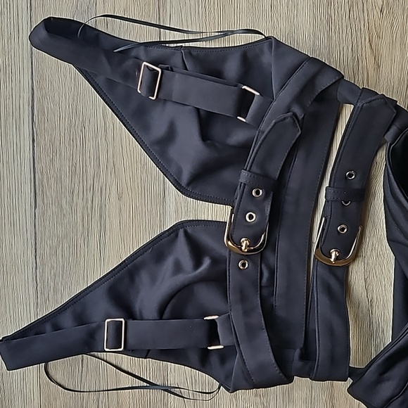 Fashion Nova Black Letting You Know Cut Out Jumpsuit S NWT - Picture 6 of 9